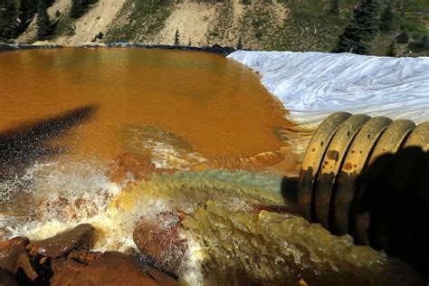 Mine spill .